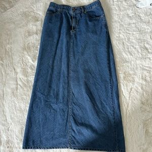 Gap Denim Maxi Skirt Y2k Slit In The Back - image 1